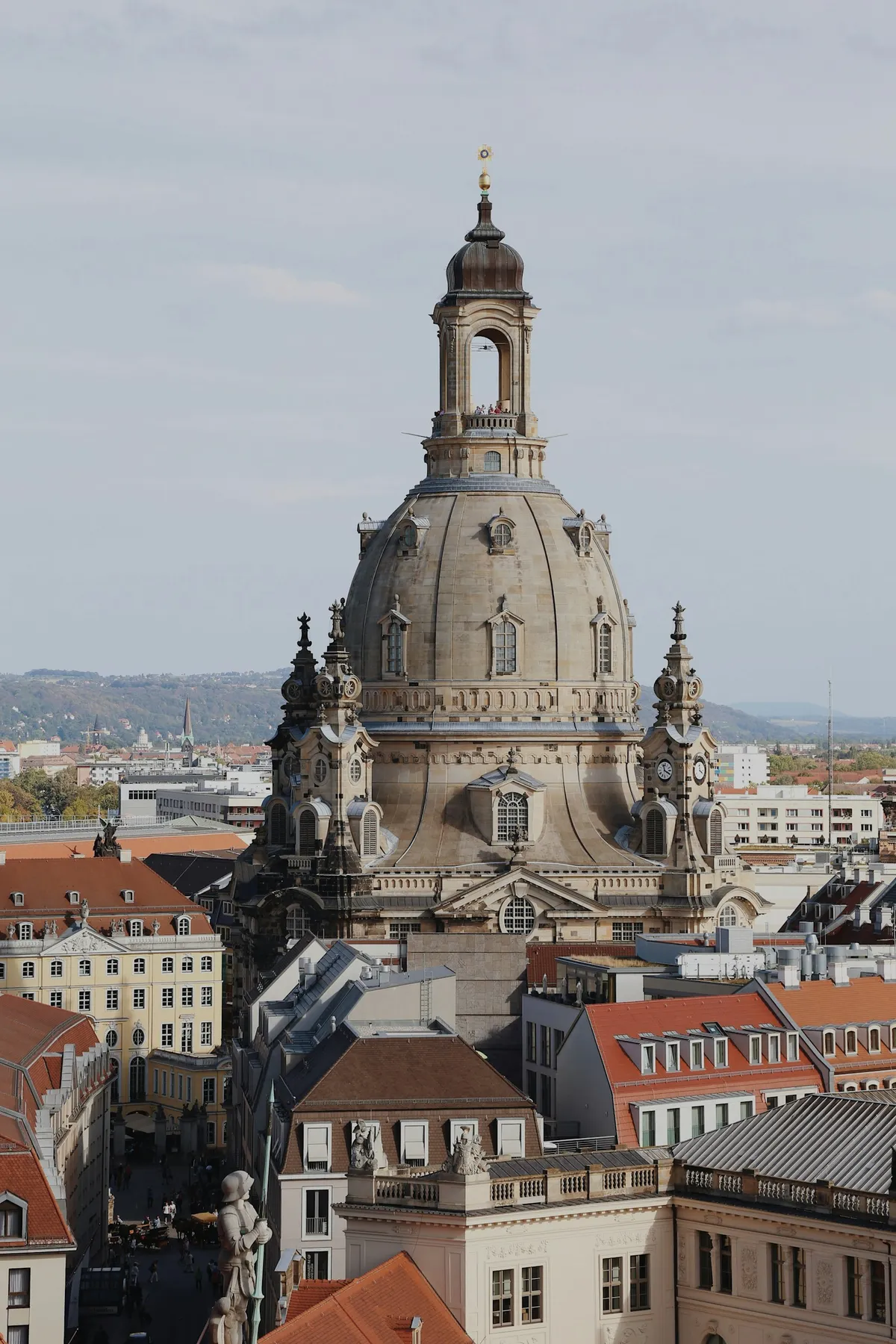 Feiertage Sachsen 2026 — 11 Feiertage & beste Brückentage